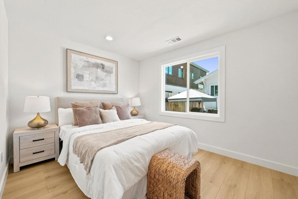 882 S Almaden Avenue 2 Property Photo 13