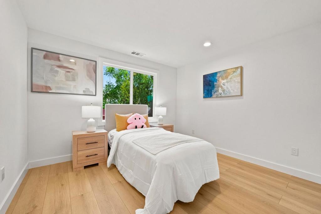 882 S Almaden Avenue 2 Property Photo 18