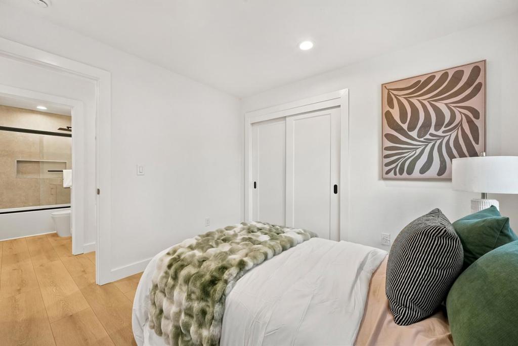 882 S Almaden Avenue 2 Property Photo 21