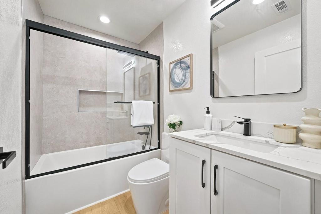 882 S Almaden Avenue 2 Property Photo 22