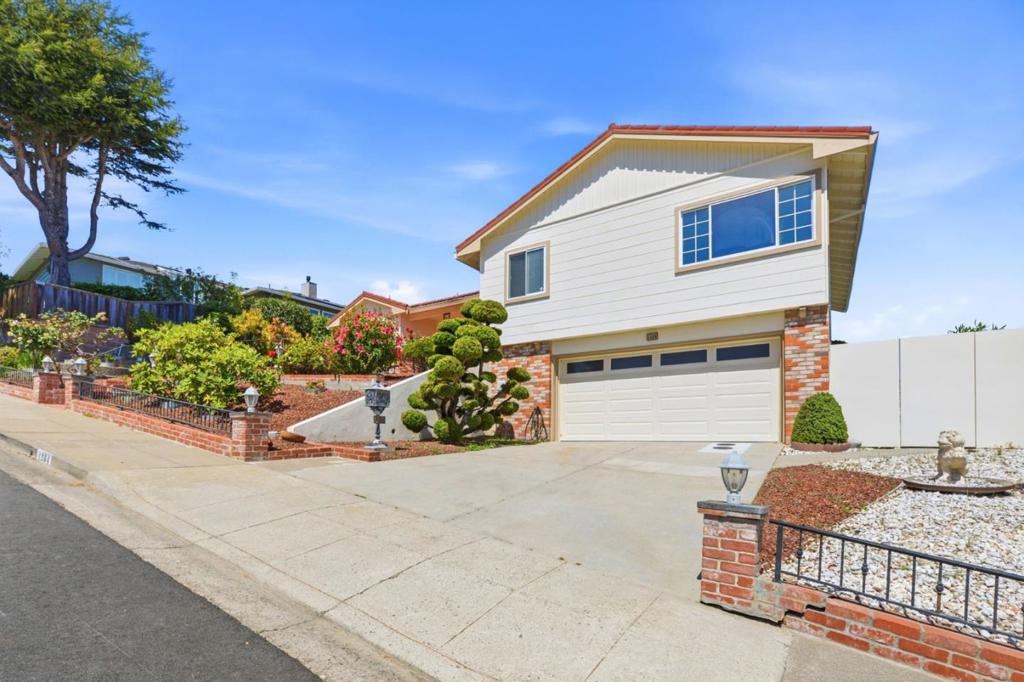 1284 Encina Drive Property Photo 4