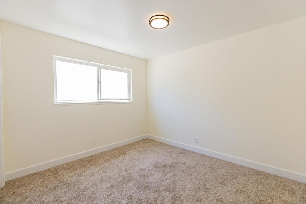 729 Forestdale Avenue Property Photo 7