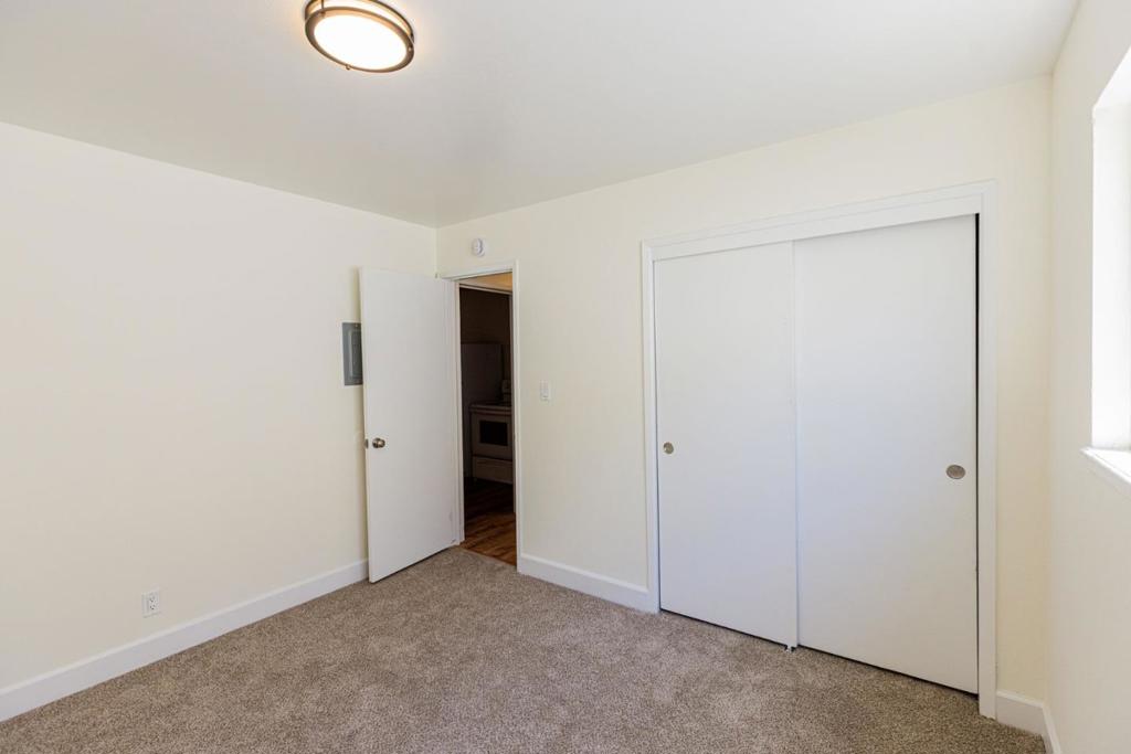 729 Forestdale Avenue Property Photo 8
