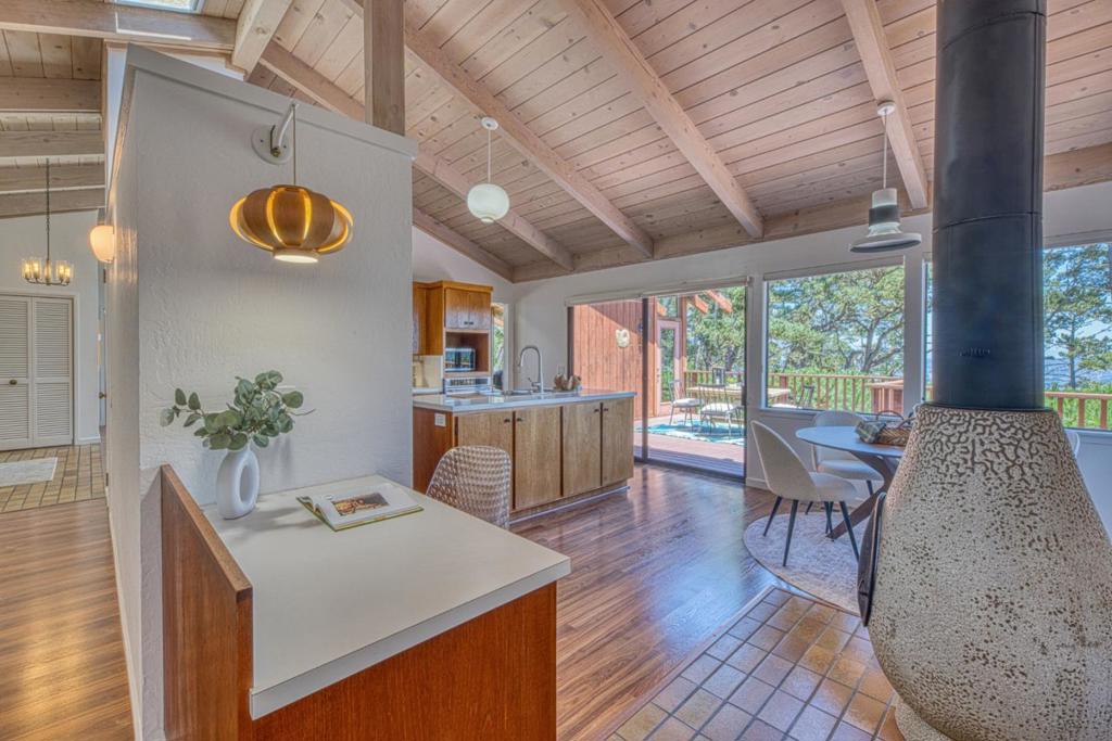 7 Stratford Place Property Photo 18