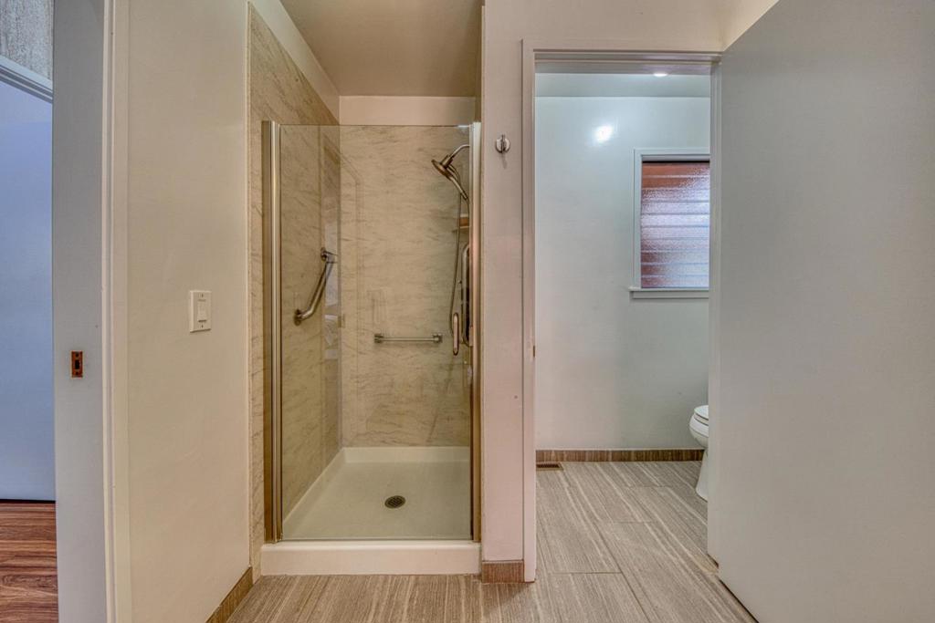 7 Stratford Place Property Photo 23