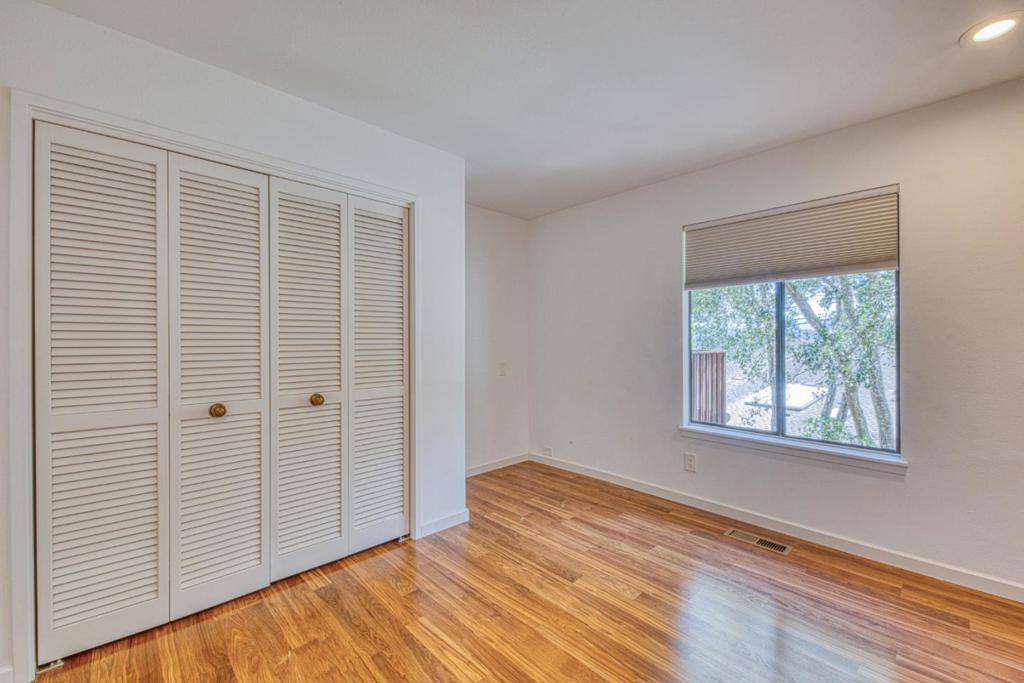 7 Stratford Place Property Photo 35