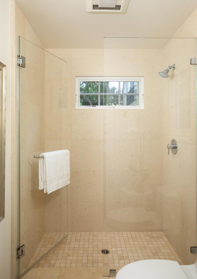 320 Arlington Way Property Photo 25