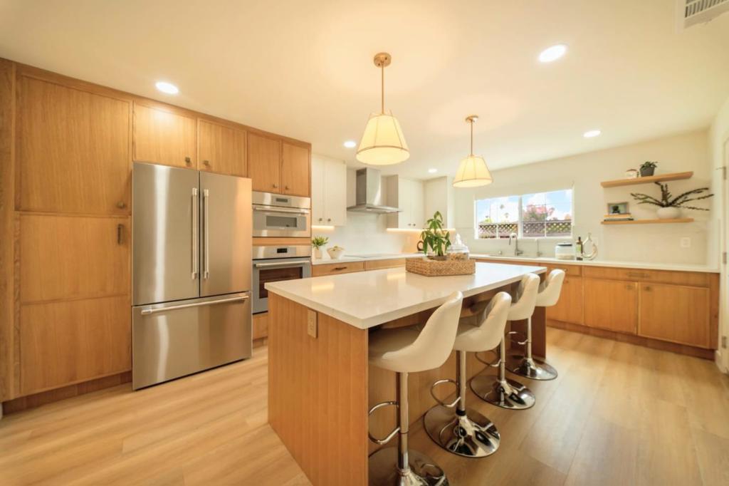 4833 Claremont Park Court Property Photo 1