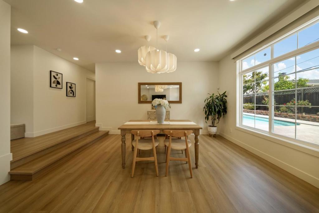 4833 Claremont Park Court Property Photo 13