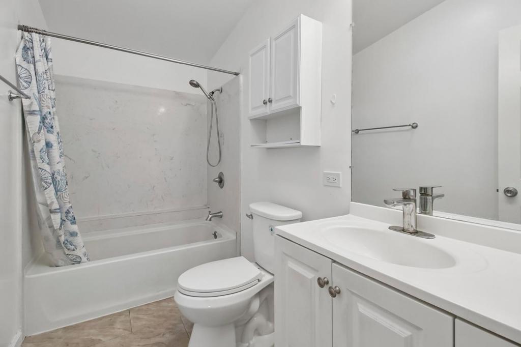10081 Kenilworth Way Property Photo 20