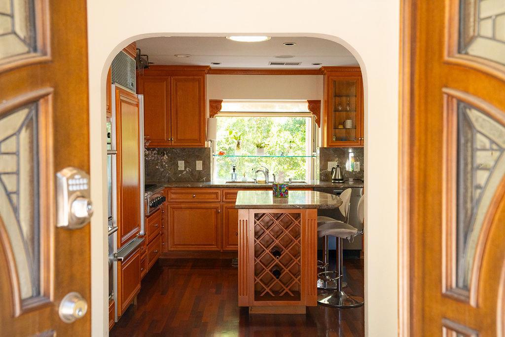 14120 Alta Vista Avenue Property Photo 3