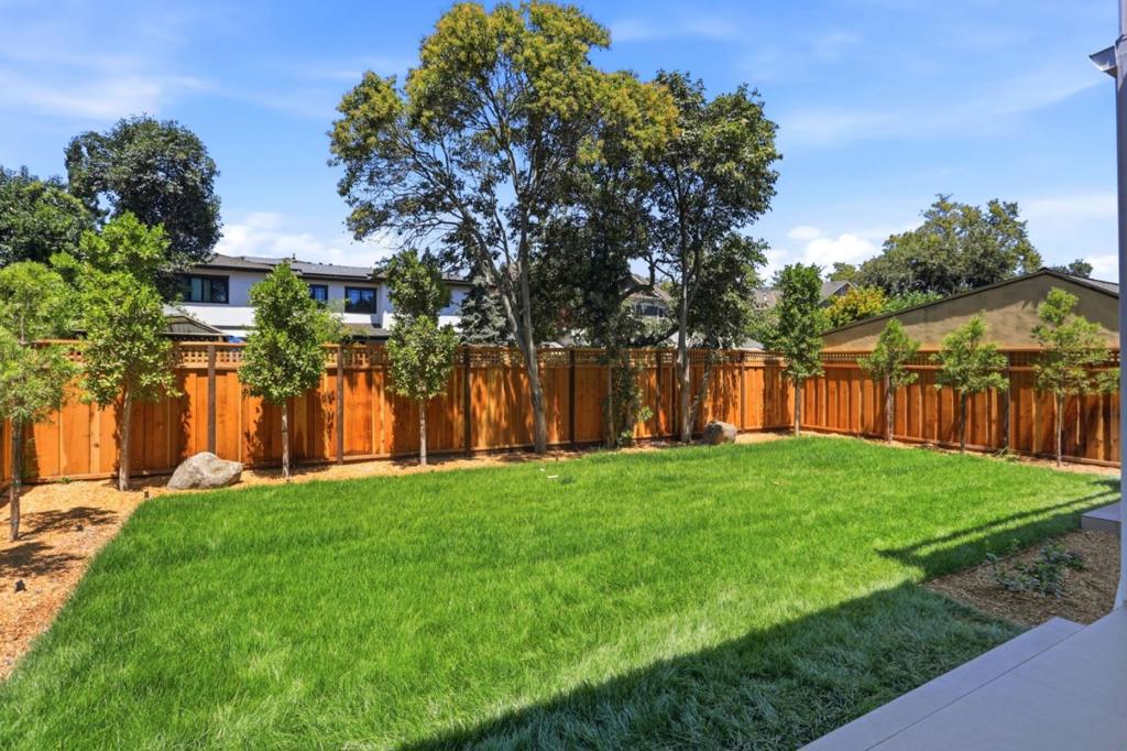 1111 Pine Ave Property Photo 48