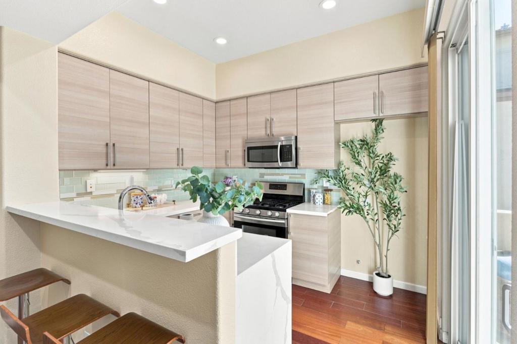 886 Fascination Place Property Photo 6