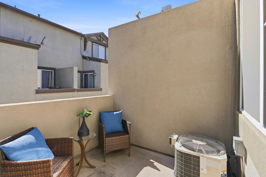 886 Fascination Place Property Photo 20