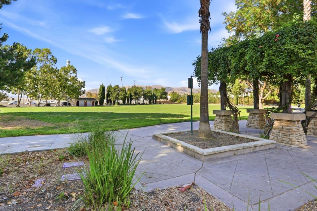 886 Fascination Place Property Photo 24