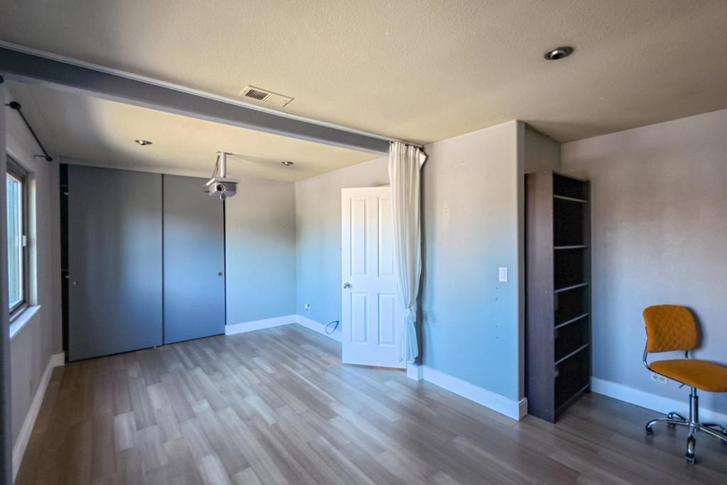 32811 Palmdale Court Property Photo 20