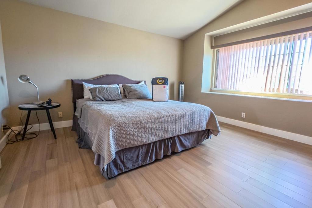 32811 Palmdale Court Property Photo 22