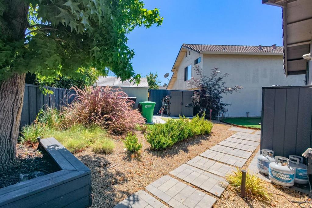 32811 Palmdale Court Property Photo 33