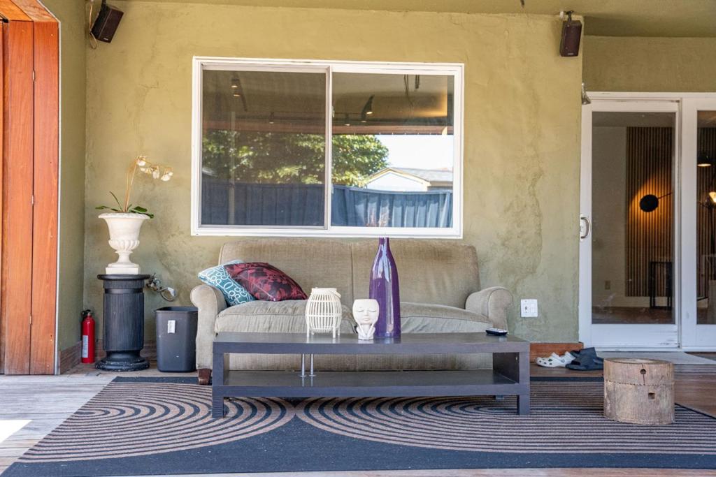 32811 Palmdale Court Property Photo 49