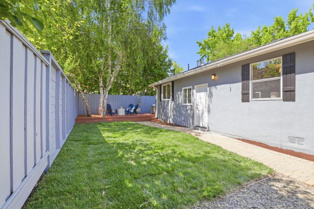 699 Oregon Avenue Property Photo 29