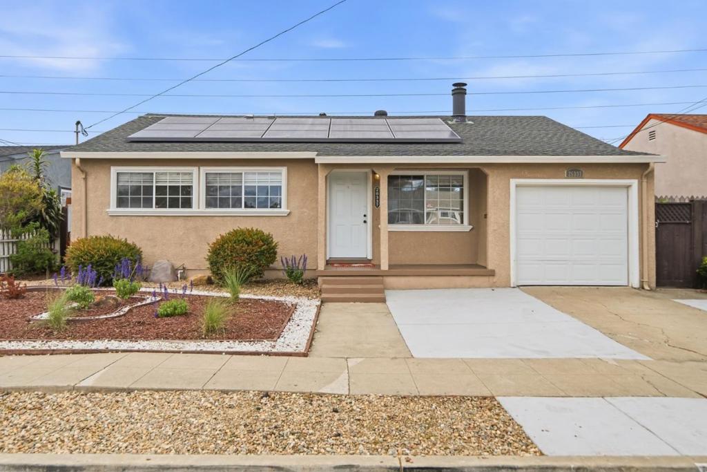 26337 Regal Avenue Property Photo 1