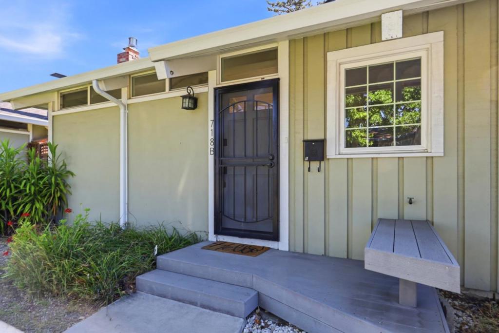 718 Millich Drive B Property Photo 3