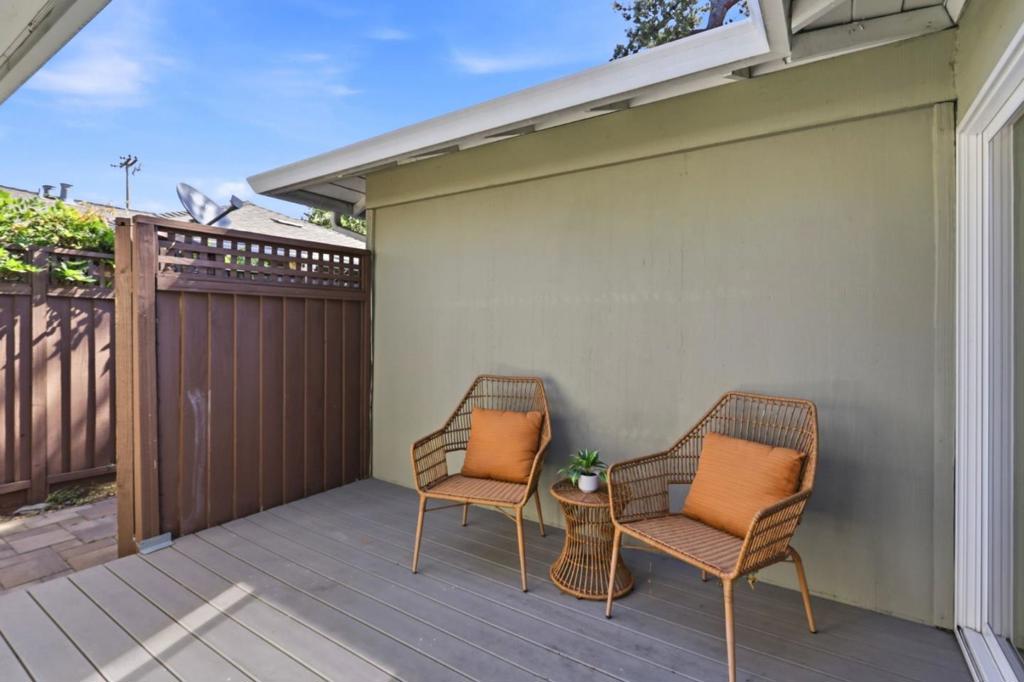 718 Millich Drive B Property Photo 28