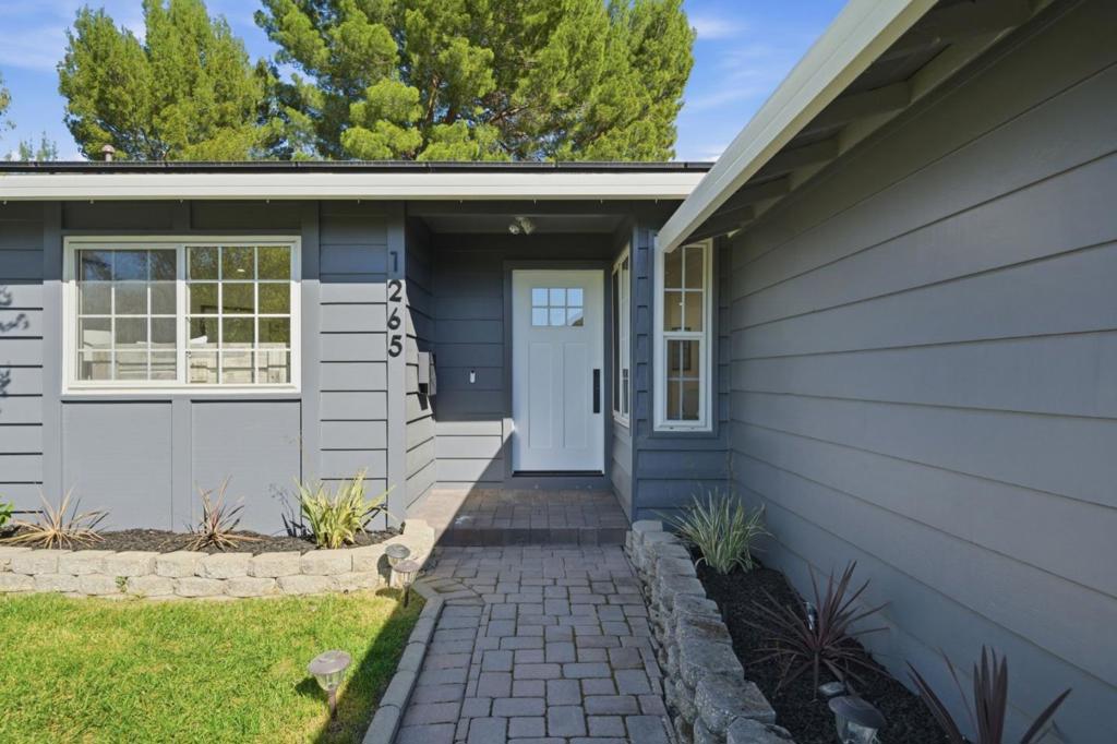 1265 Kolln Street Property Photo 1