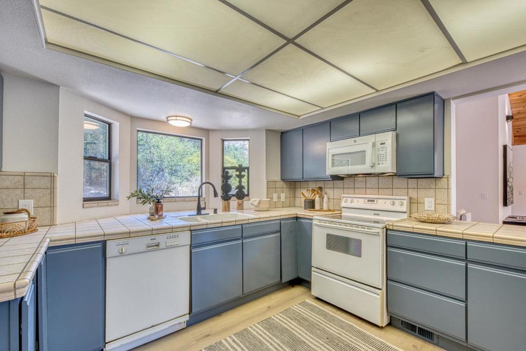 186 San Benancio Road Property Photo 13
