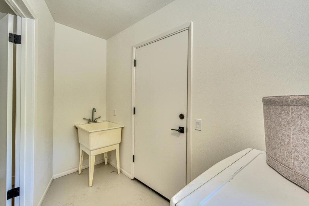186 San Benancio Road Property Photo 29