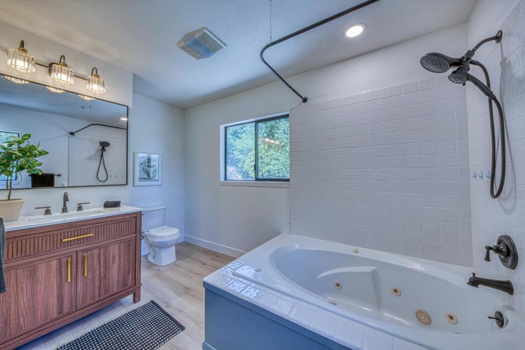 186 San Benancio Road Property Photo 34