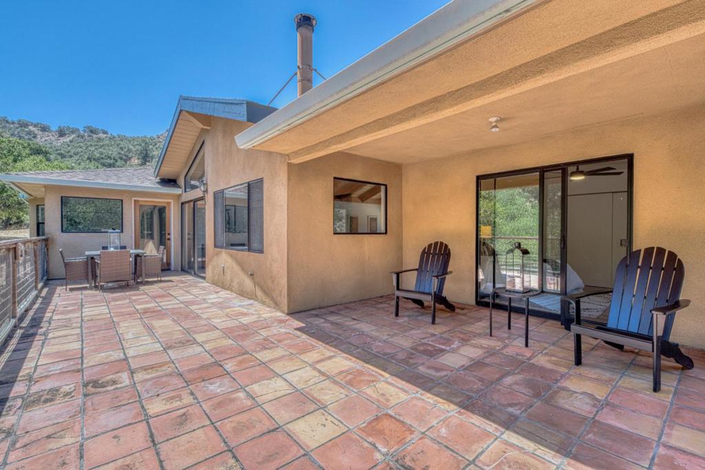 186 San Benancio Road Property Photo 38
