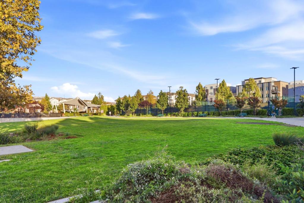 1418 Lavender Loop Property Photo 39