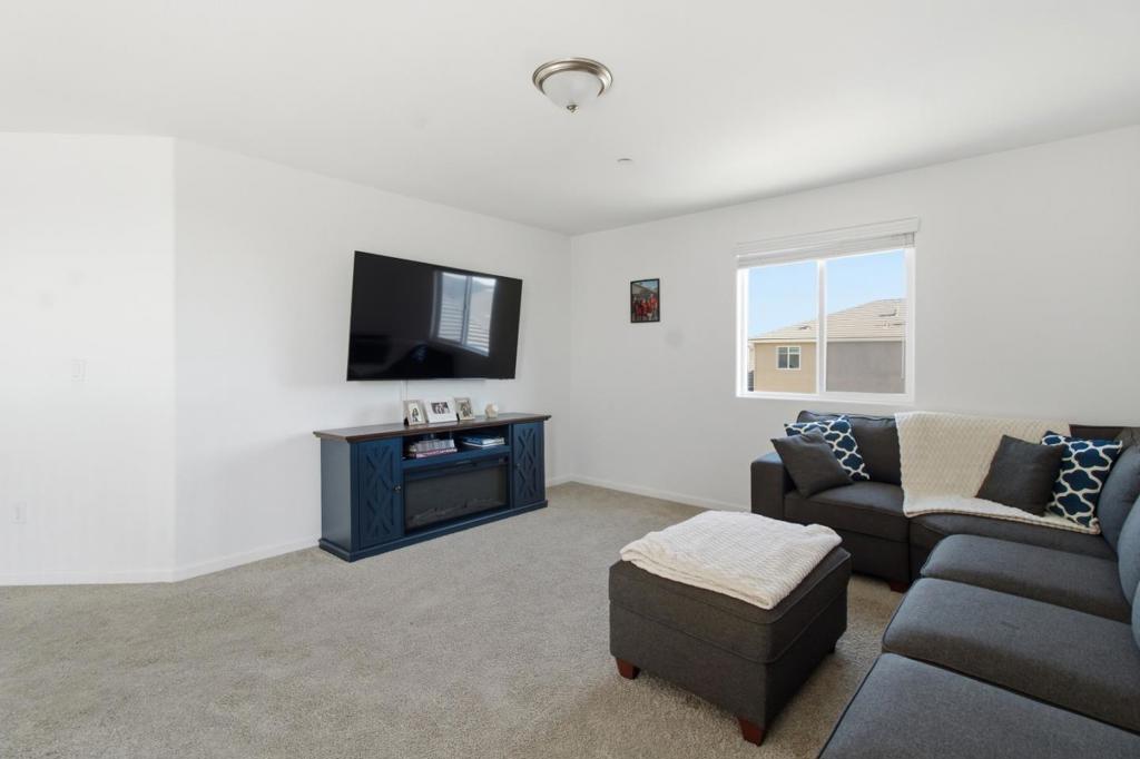 ML82056925 Property Photo 16