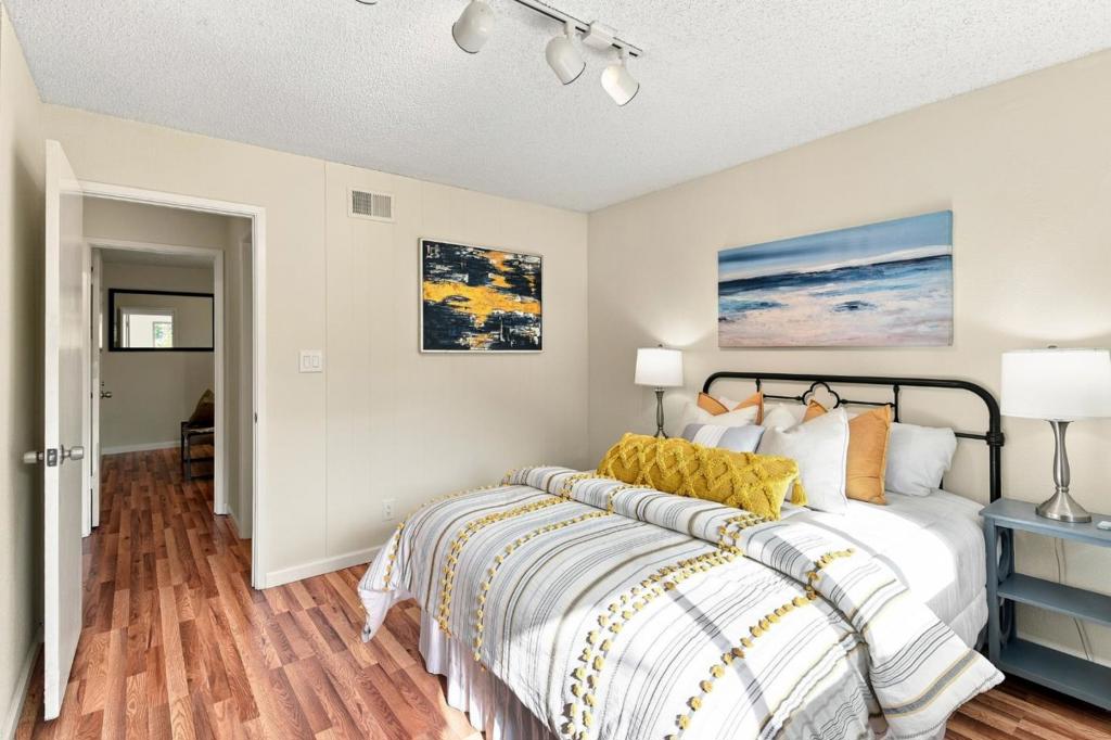 1161 Oddstad Boulevard Property Photo 7