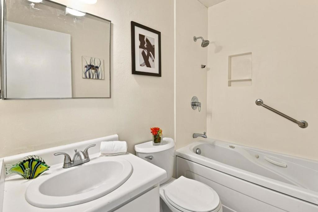 1161 Oddstad Boulevard Property Photo 8
