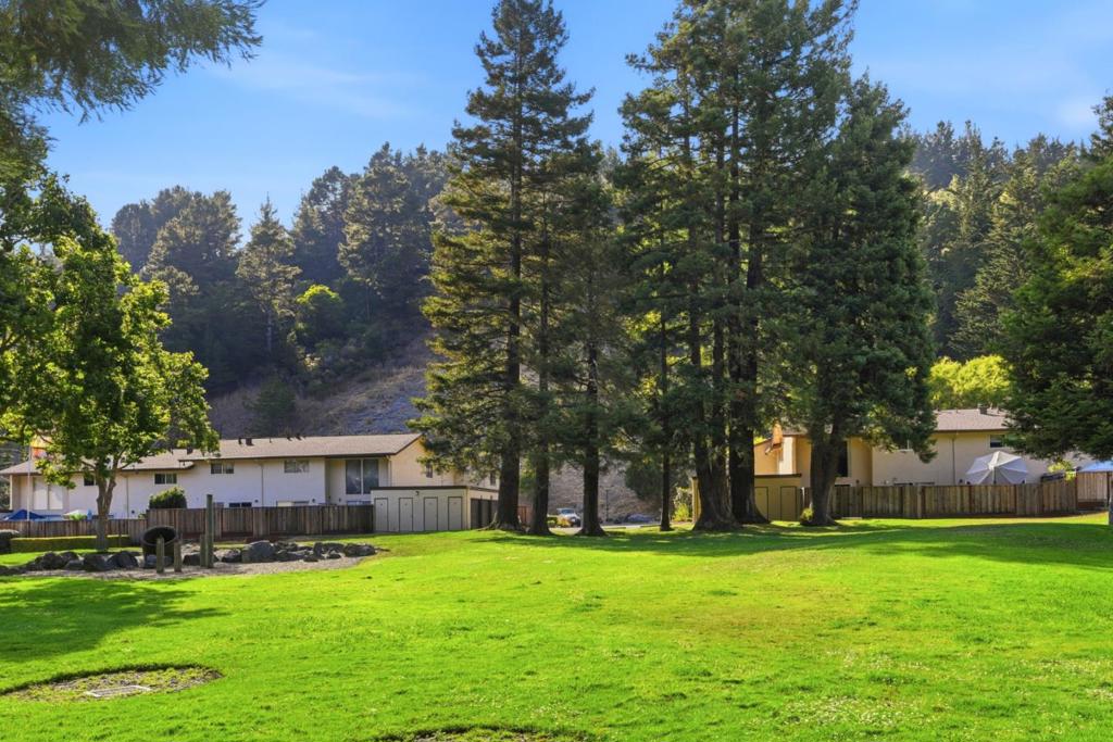 1161 Oddstad Boulevard Property Photo 22