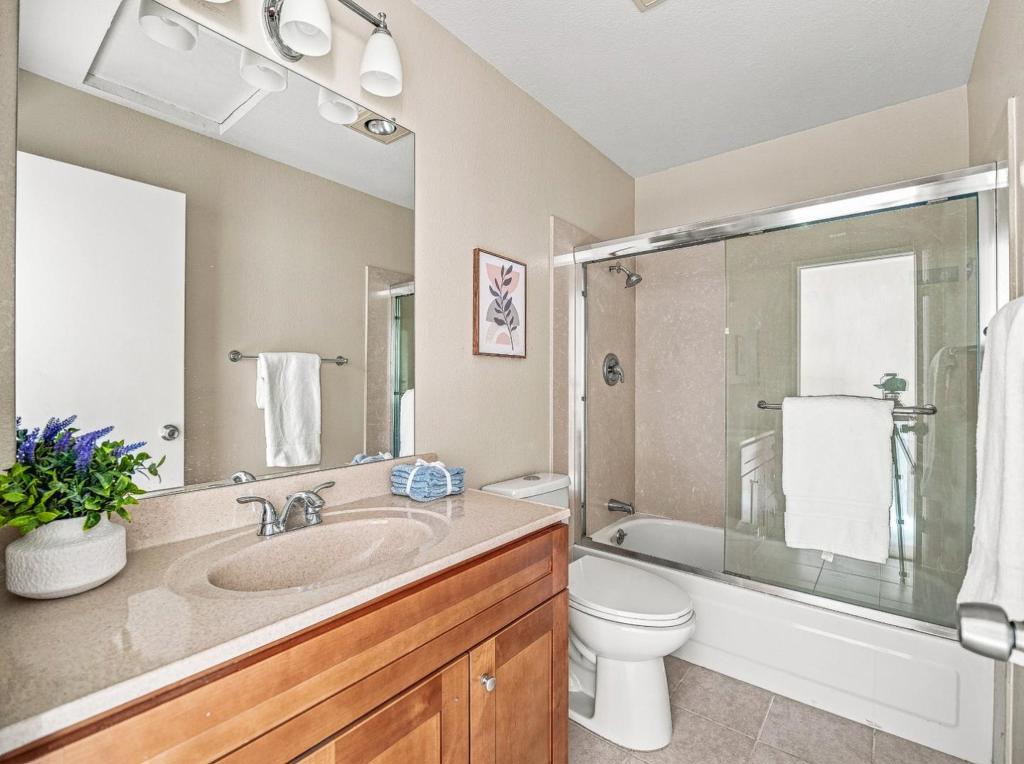 6915 Chantel Court Property Photo 21