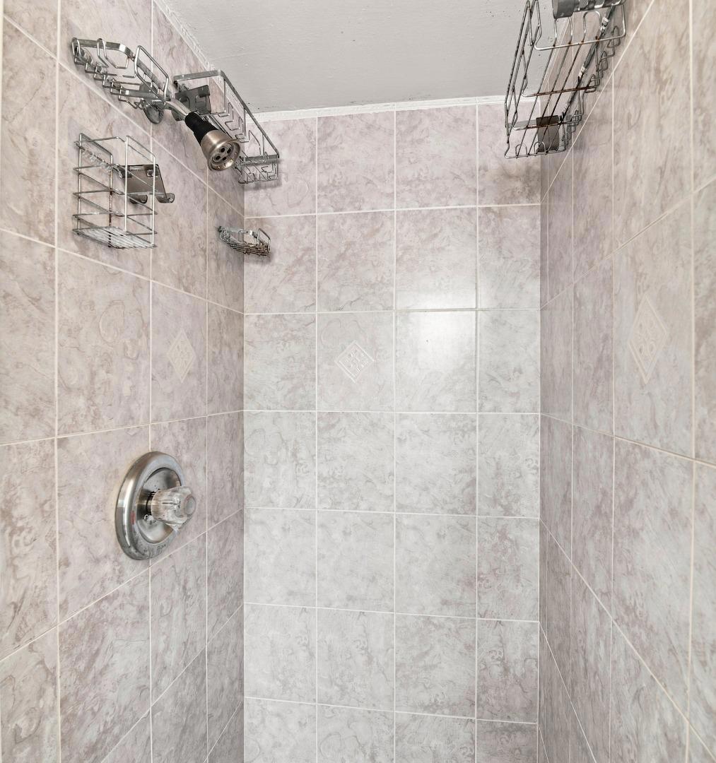 3210 Greentree Way Property Photo 22