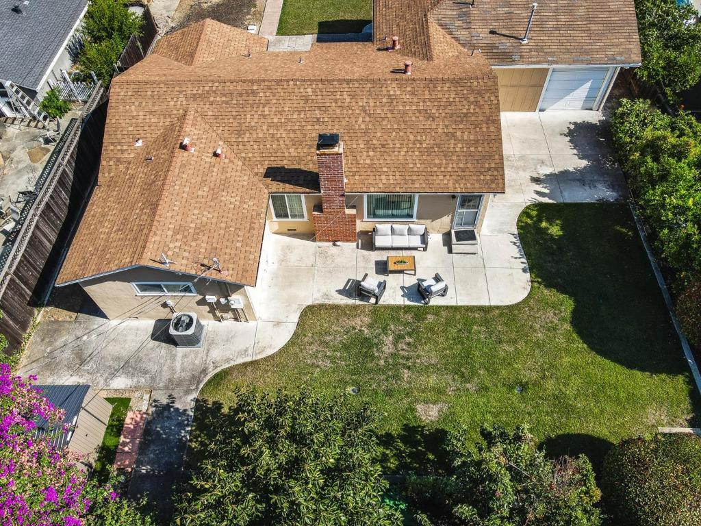 3210 Greentree Way Property Photo 37