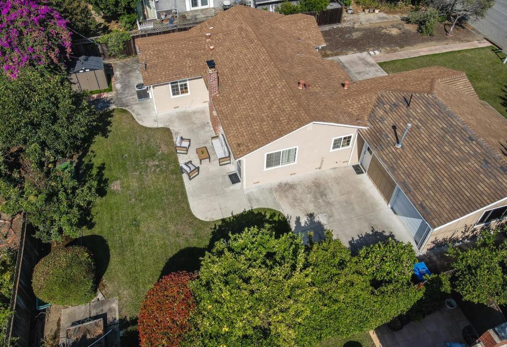 3210 Greentree Way Property Photo 38