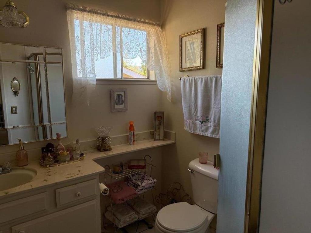 7040 Valley Forge Drive Property Photo 22