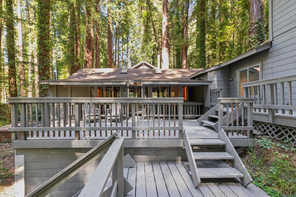 9 Sequoia Drive Property Photo 1
