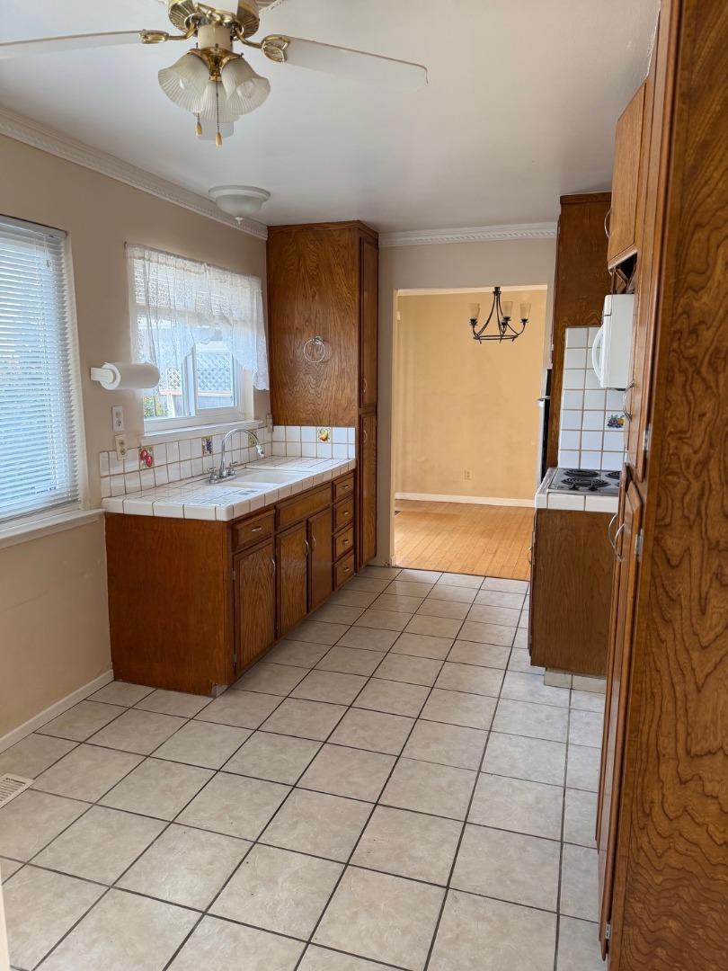 ML82056985 Property Photo 9
