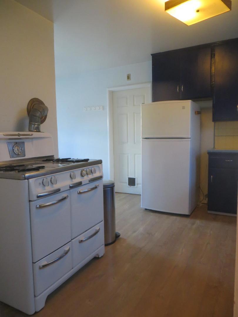 230 Park Avenue Property Photo 4