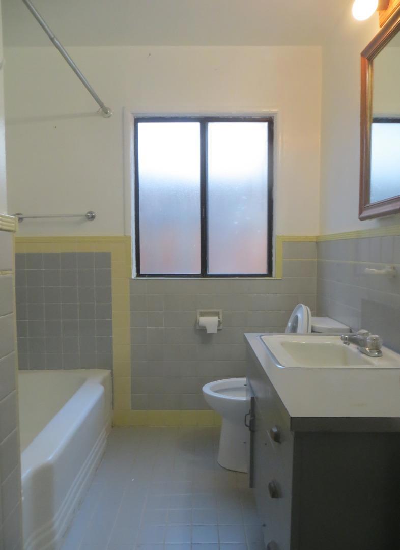 230 Park Avenue Property Photo 5