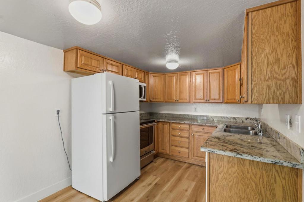 24 Meadow Way Property Photo 12