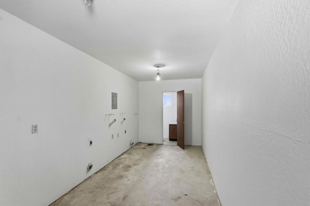 24 Meadow Way Property Photo 21