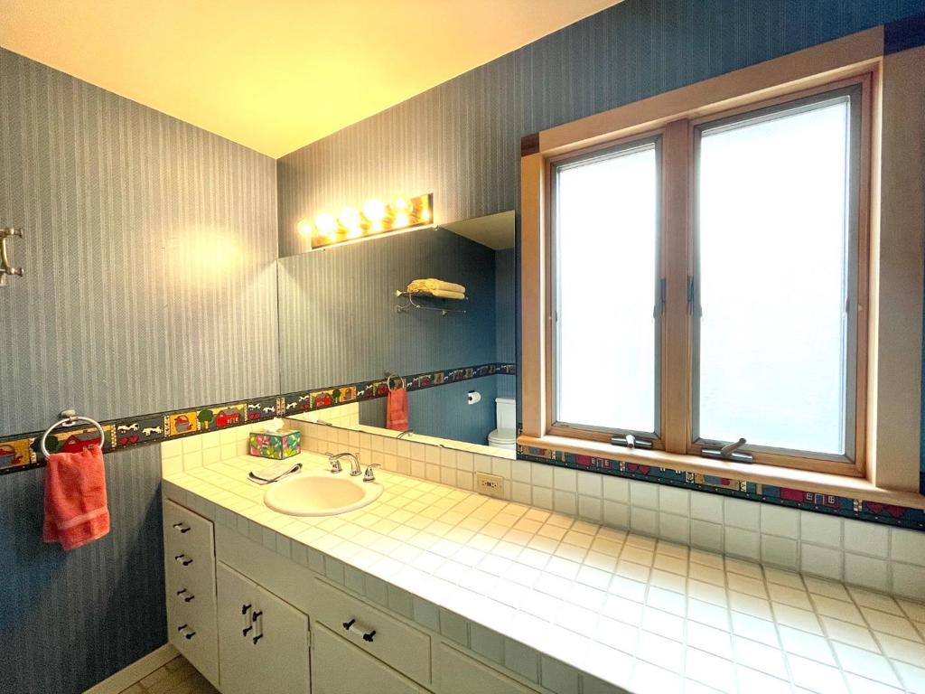 215 Lamanda Drive Property Photo 21