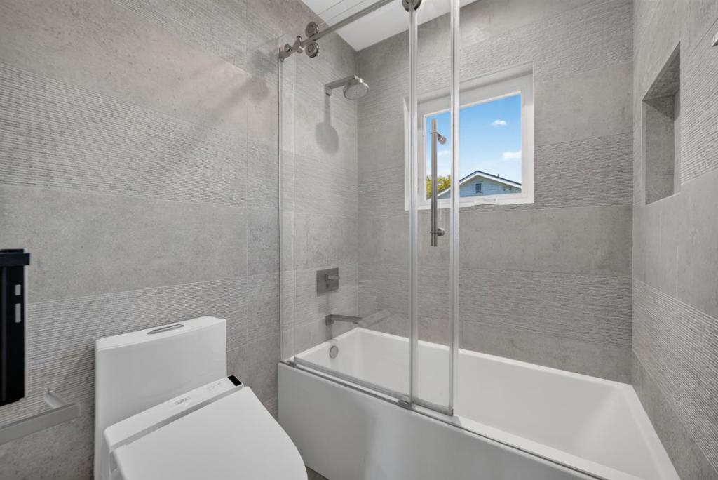 969 Franquette Avenue Property Photo 18